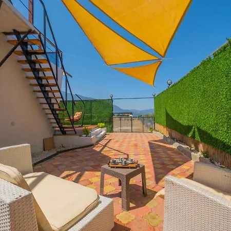 Villa 2 Kisilik Ozel Havuzlu Luks Balayi Villasi, Mugla - Awz217 Fethiye